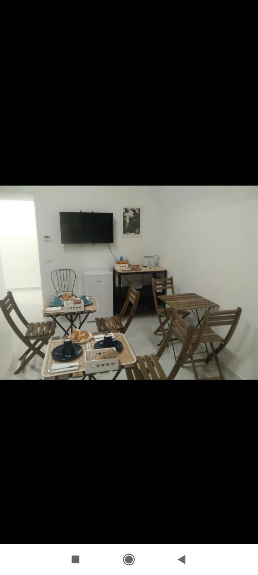 Bed & Breakfast Domuschiara
